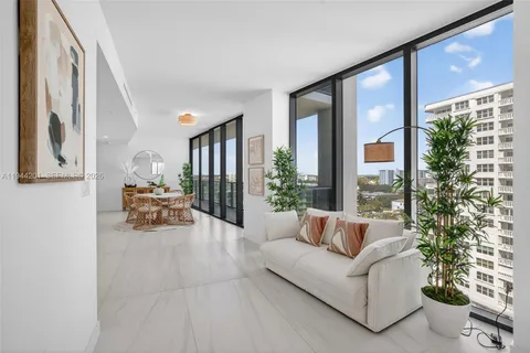 $3,250,000 | 900 North Ocean Boulevard, Unit 906, Pompano Beach, FL 33062