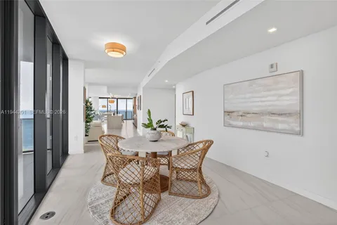 $3,500,000 | 900 North Ocean Boulevard, Unit 906, Pompano Beach, FL 33062