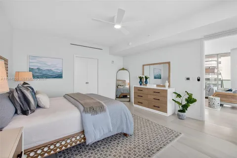 $3,500,000 | 900 North Ocean Boulevard, Unit 906, Pompano Beach, FL 33062