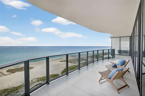 $3,500,000 | 900 North Ocean Boulevard, Unit 906, Pompano Beach, FL 33062