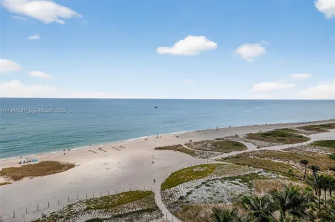 $3,500,000 | 900 North Ocean Boulevard, Unit 906, Pompano Beach, FL 33062
