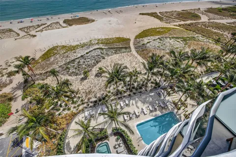 $3,250,000 | 900 North Ocean Boulevard, Unit 906, Pompano Beach, FL 33062