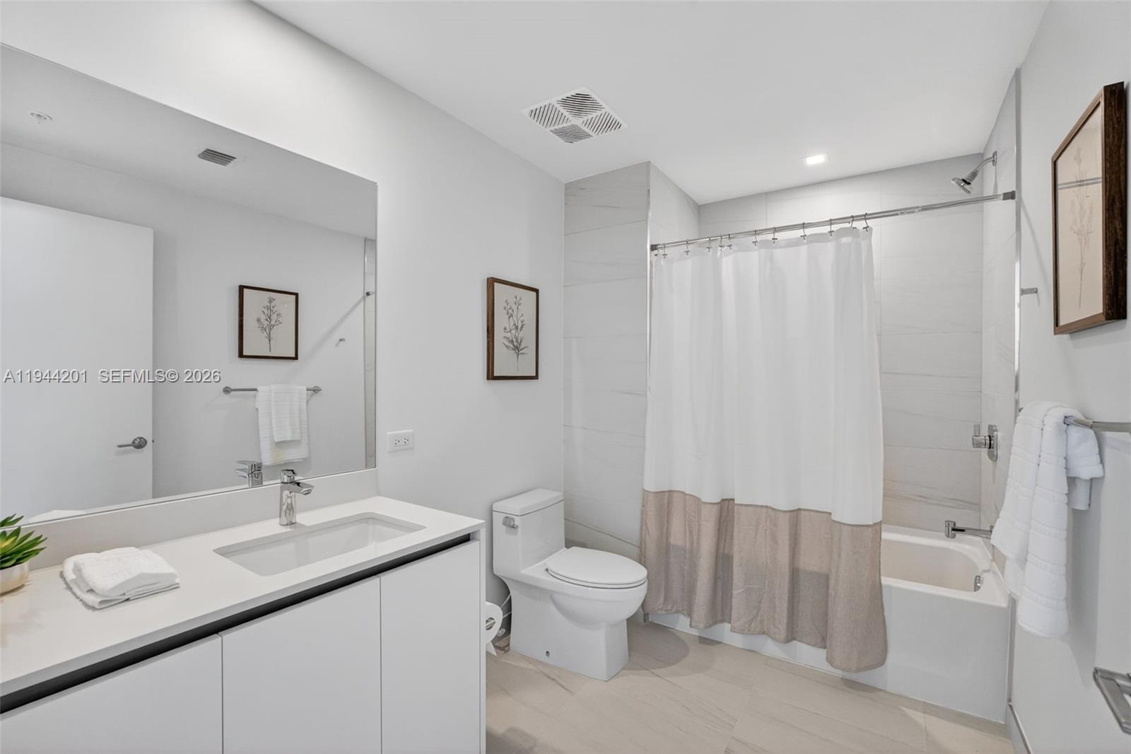 900 North Ocean Boulevard, Unit 906 Pompano Beach, FL 33062 - Photo 55 of 100 Guest Bathroom #3 with tub shower combo