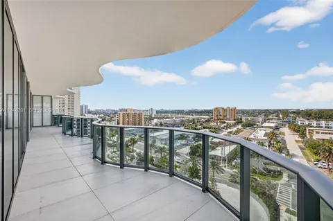 $3,250,000 | 900 North Ocean Boulevard, Unit 906, Pompano Beach, FL 33062