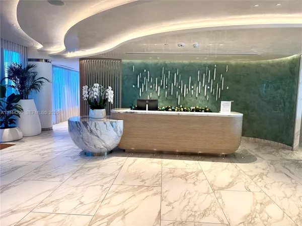 $3,399,000 | 900 North Ocean Boulevard, Unit 906, Pompano Beach, FL 33062