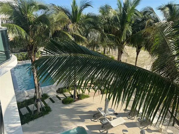 $3,399,000 | 900 North Ocean Boulevard, Unit 906, Pompano Beach, FL 33062