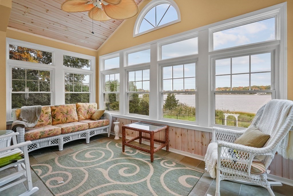 7 Beach Street Berkley, MA 02779 - Photo 16 of 42