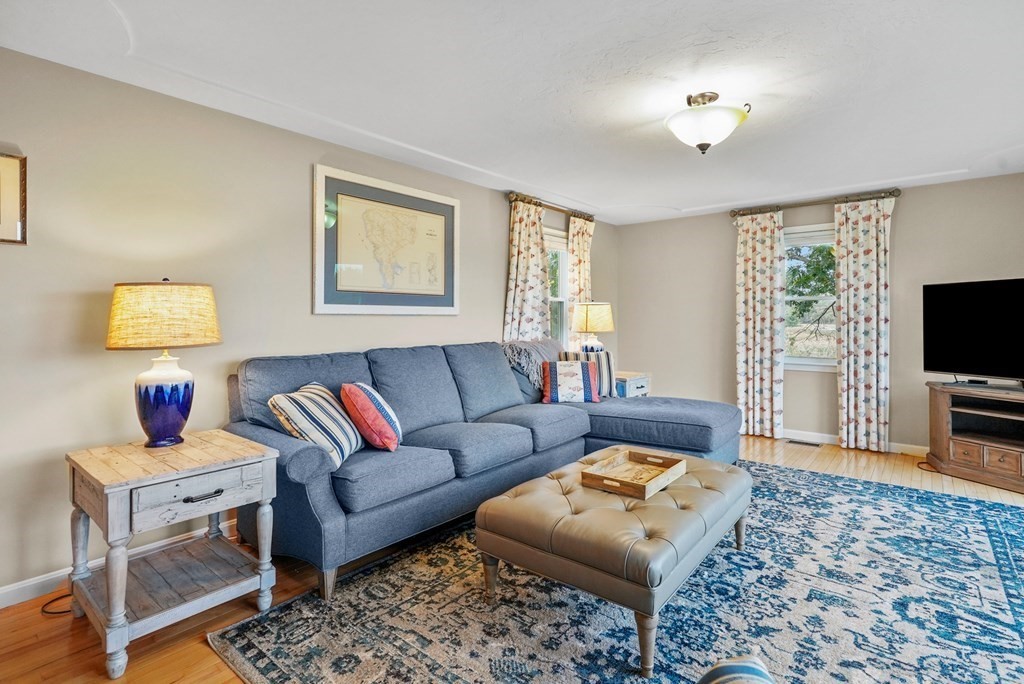 7 Beach Street Berkley, MA 02779 - Photo 18 of 42