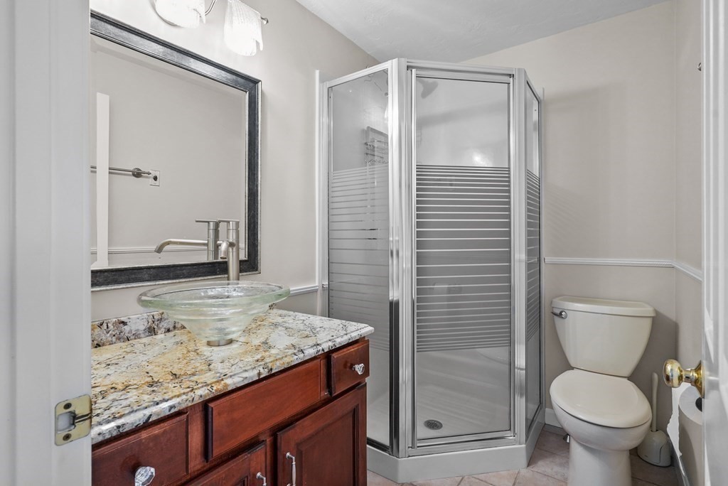 7 Beach Street Berkley, MA 02779 - Photo 26 of 42