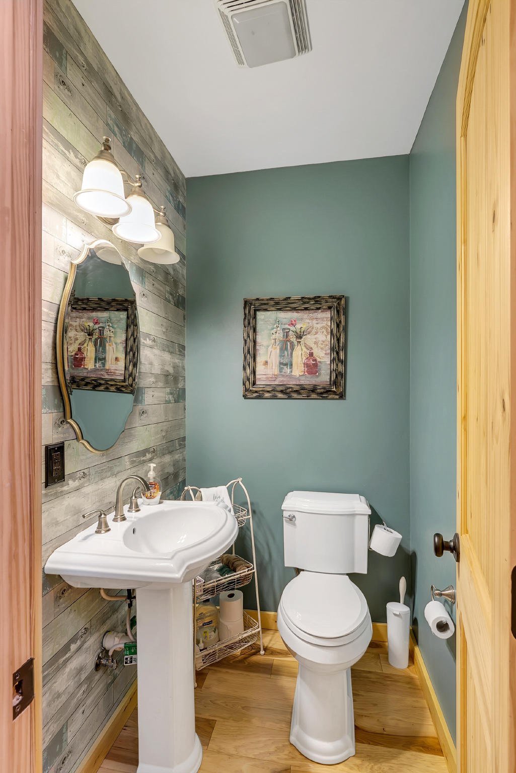 1416 Hudlow Road Dunlap, TN 37327 - Photo 18 of 33 2nd Full Bathroom