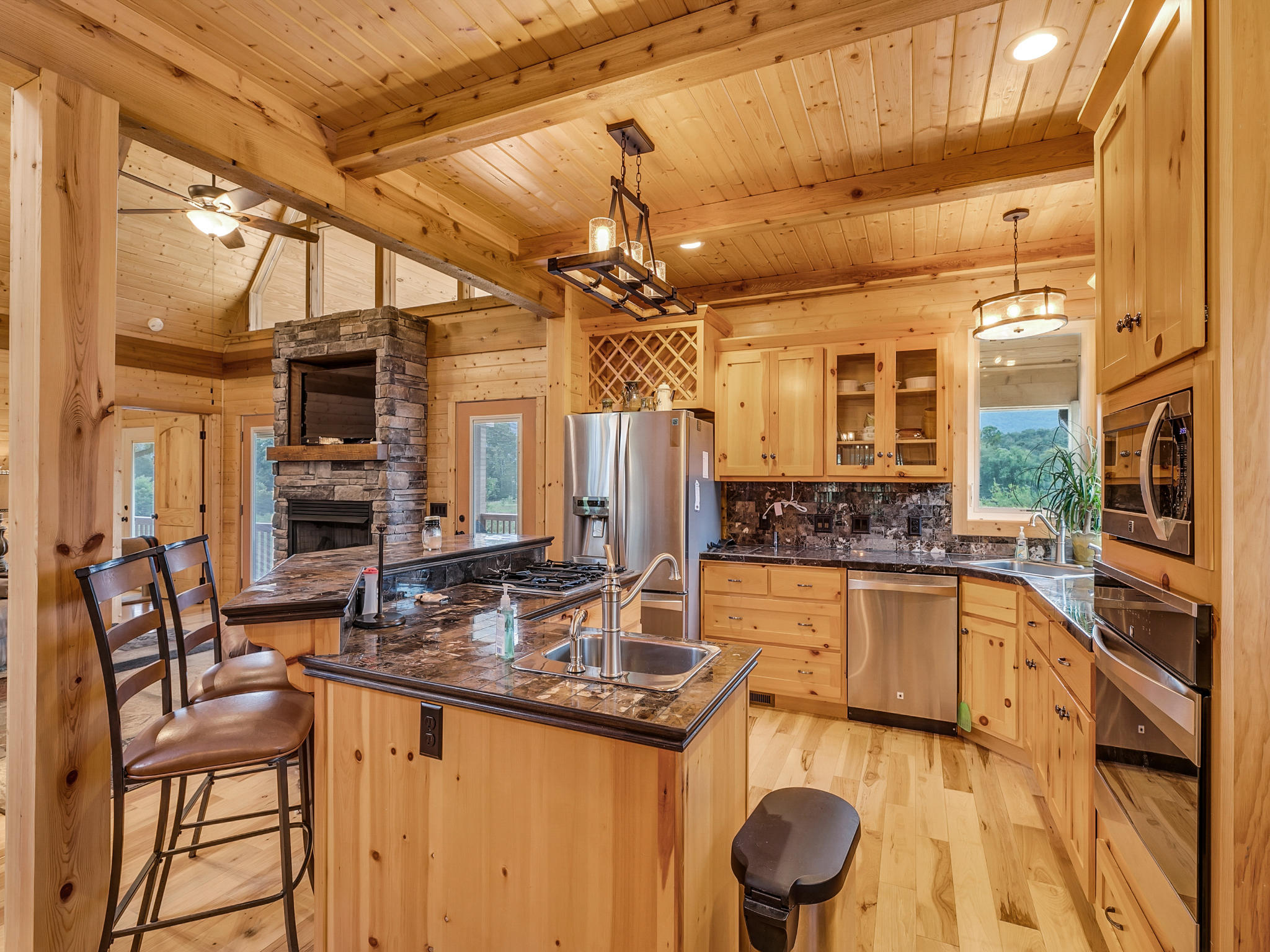 1416 Hudlow Road Dunlap, TN 37327 - Photo 7 of 33 Beautiful Custom Kitchen