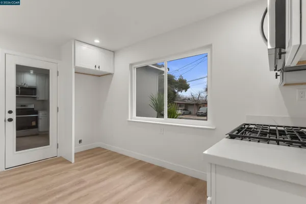 a view of utility room