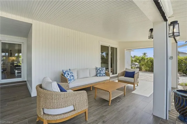 $1,225,000 | 10 Clearview Boulevard, Fort Myers Beach, FL 33931