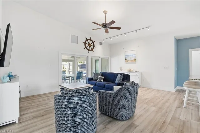 $1,225,000 | 10 Clearview Boulevard, Fort Myers Beach, FL 33931