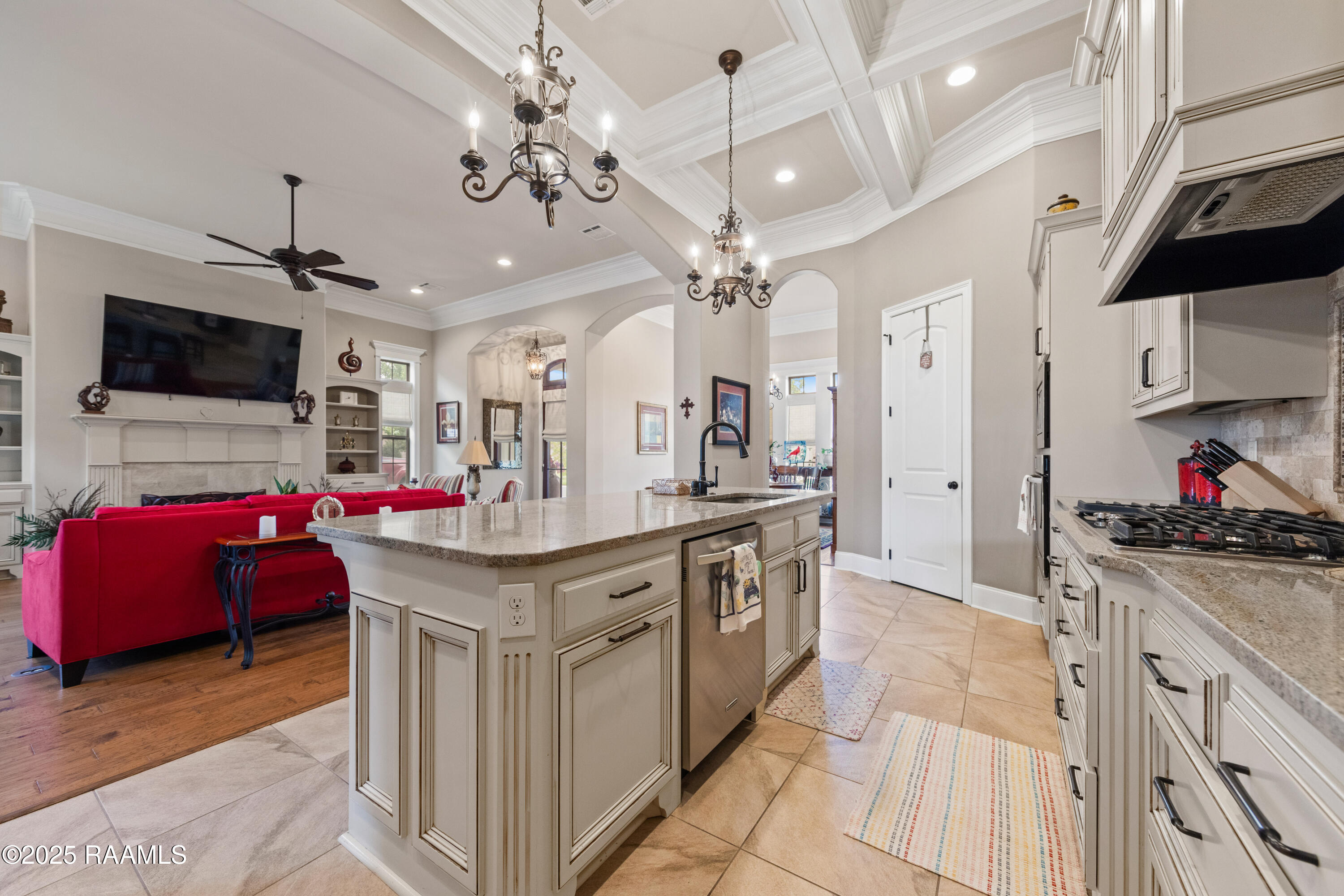 203 Rue De Frejus Broussard, LA 70518 - Photo 11 of 50 203RueFrejus-45