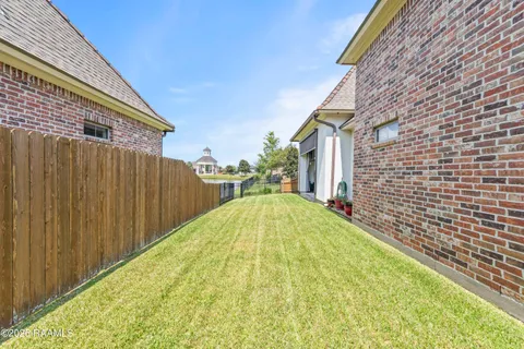 $534,000 | 203 Rue De Frejus, Broussard, LA 70518