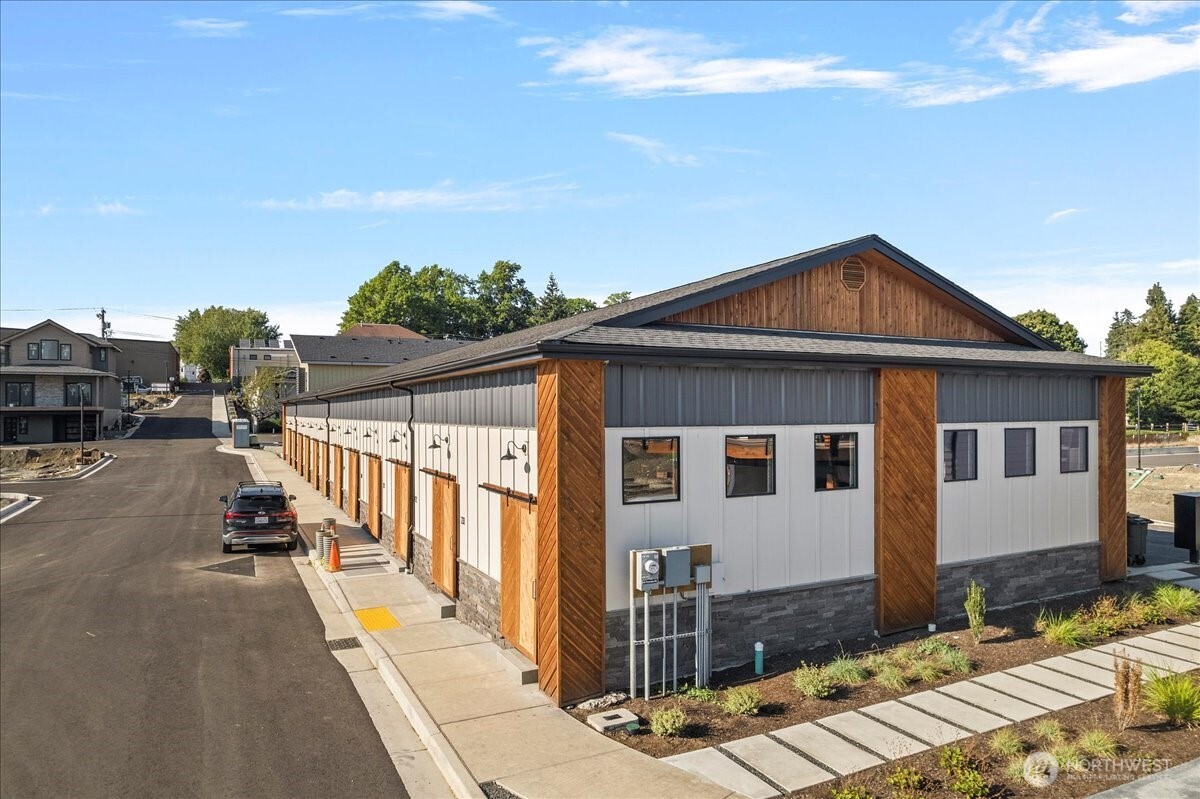 208 Skipping Stone Loop Lynden, WA 98264 - Photo 25 of 28