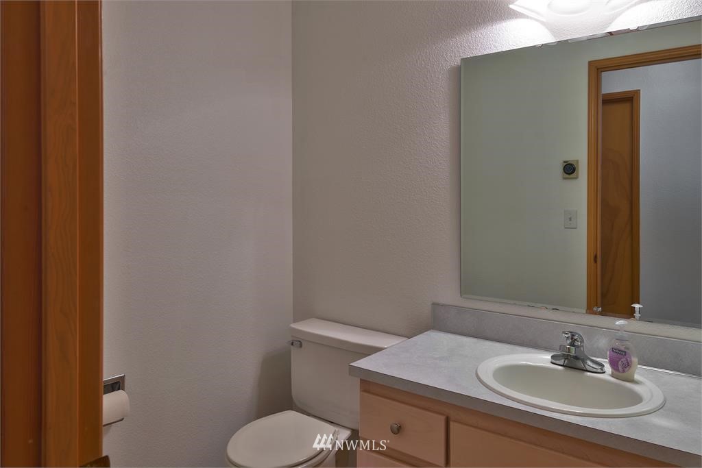 10642 Southeast Cisco Road Port Orchard, WA 98367 - Photo 14 of 25 Gallery Image 14