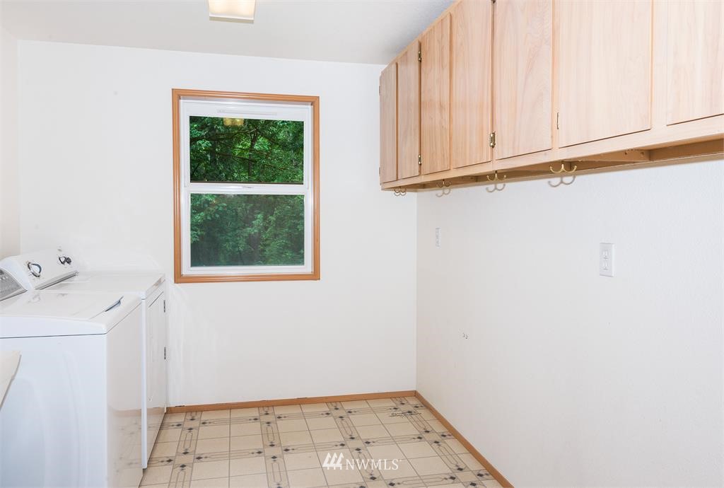 10642 Southeast Cisco Road Port Orchard, WA 98367 - Photo 15 of 25 Gallery Image 15