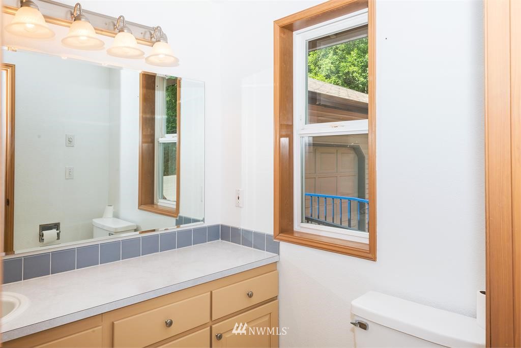 10642 Southeast Cisco Road Port Orchard, WA 98367 - Photo 18 of 25 Gallery Image 18
