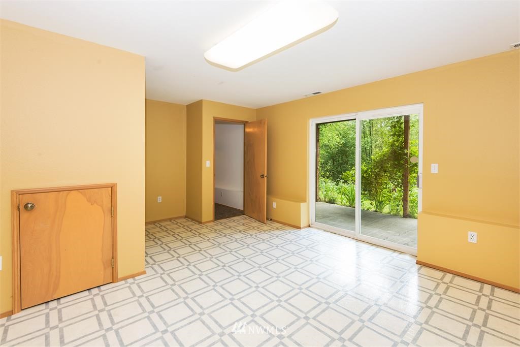 10642 Southeast Cisco Road Port Orchard, WA 98367 - Photo 24 of 25 Gallery Image 24