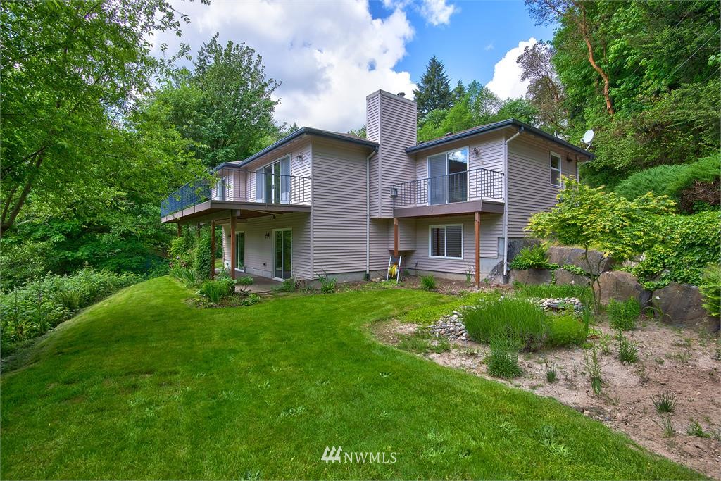 10642 Southeast Cisco Road Port Orchard, WA 98367 - Photo 5 of 25 Gallery Image 5