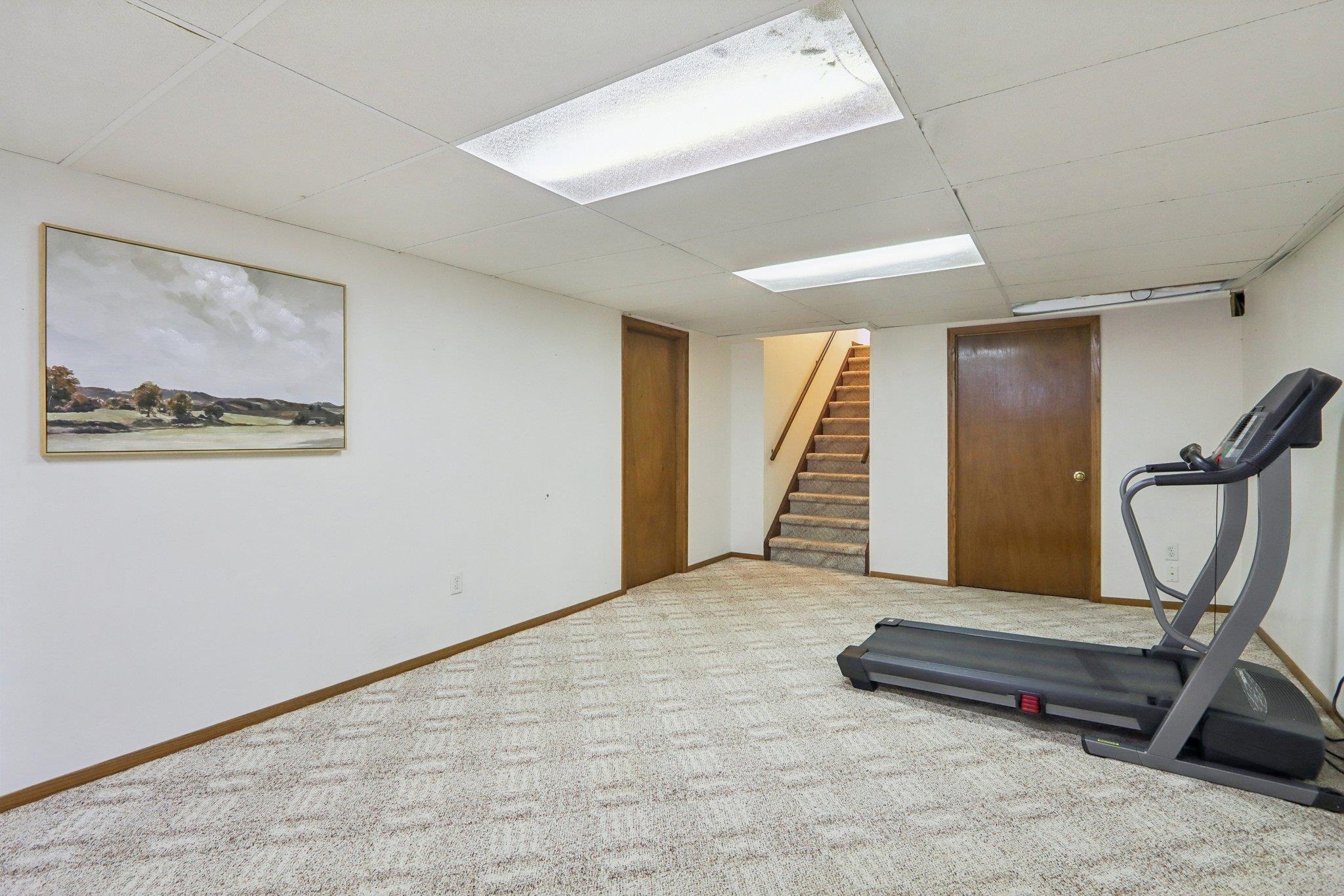 400 Raymond Road Waunakee, WI 53597 - Photo 23 of 37