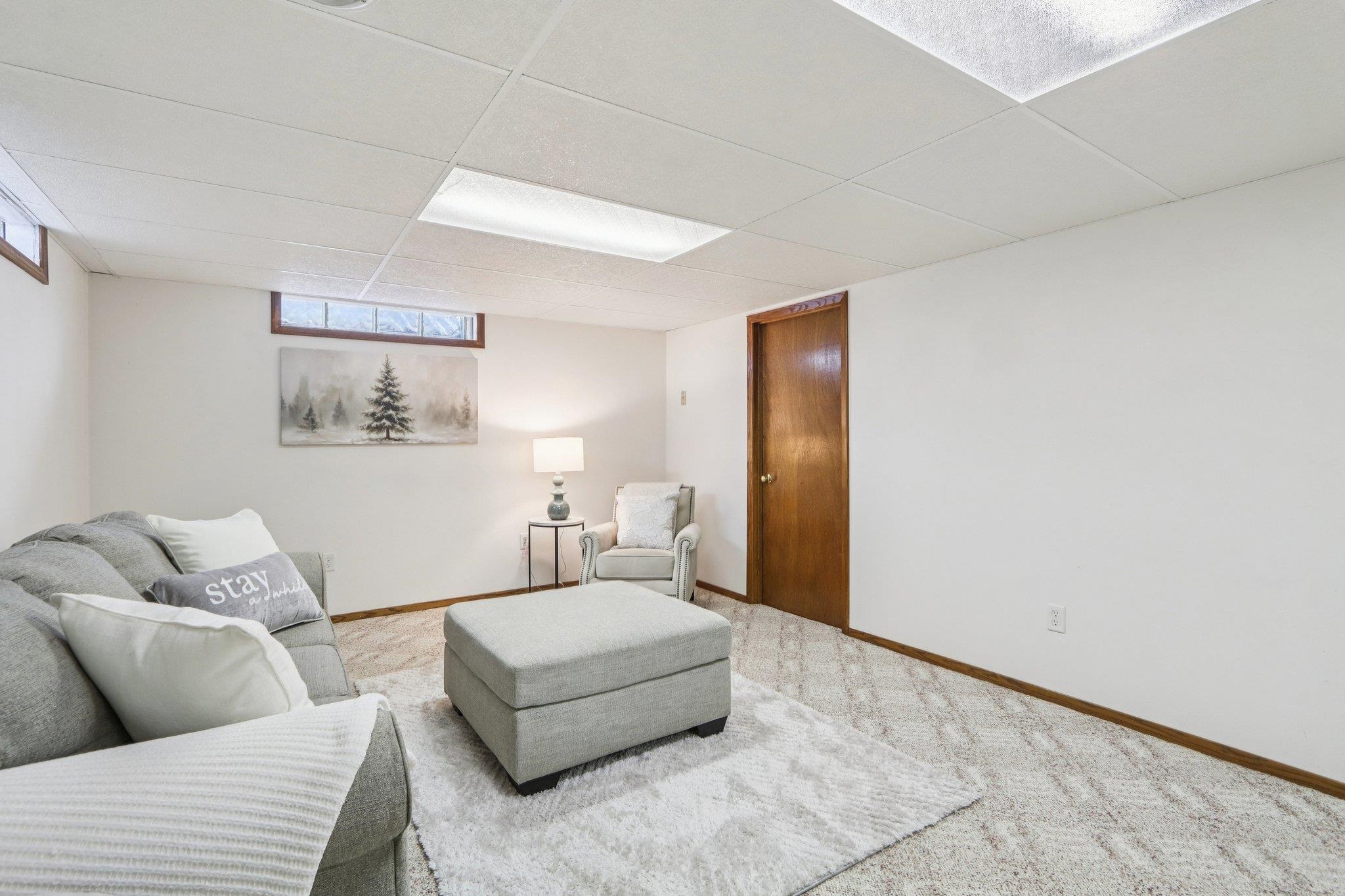 400 Raymond Road Waunakee, WI 53597 - Photo 27 of 37