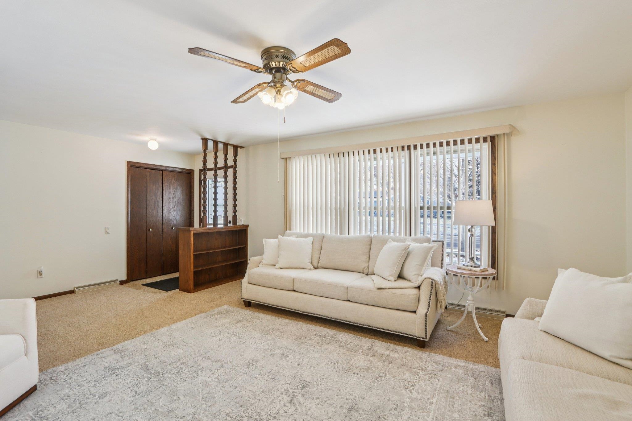 400 Raymond Road Waunakee, WI 53597 - Photo 8 of 37