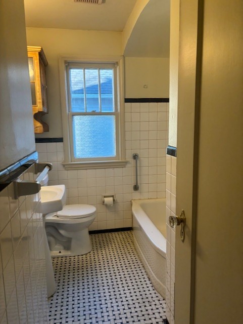 57 Rossiter Road Rochester, NY 14620 - Photo 15 of 28