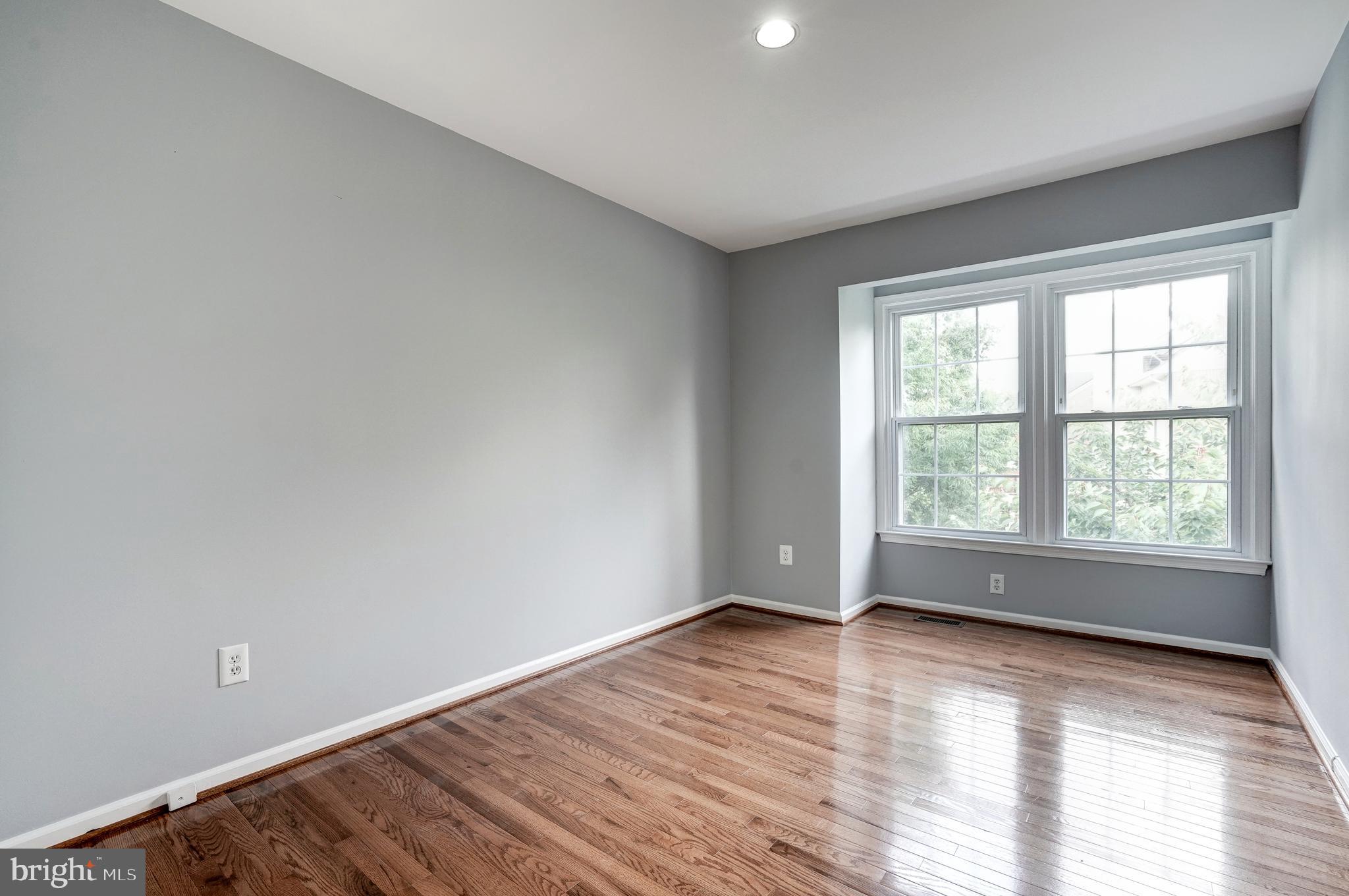3827 Inverness Road Fairfax, VA 22033 - Photo 23 of 35