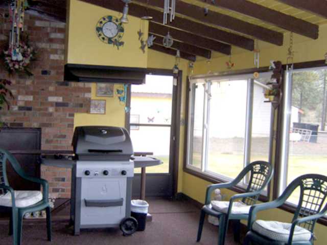 11614 West 7 Mile Road Spokane, WA 99224 - Photo 4 of 6