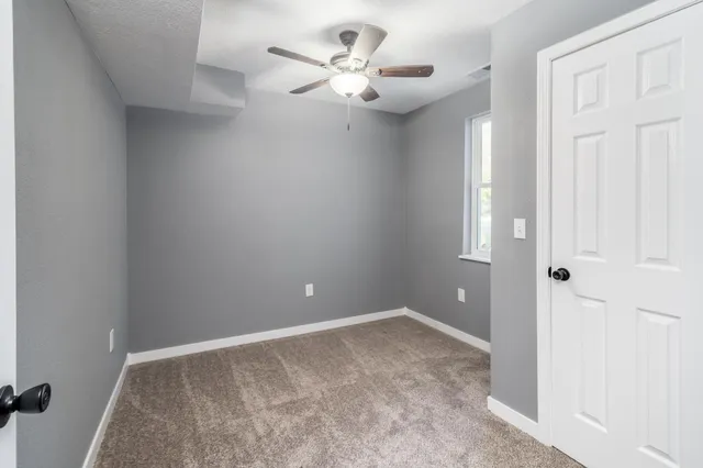 $155,900 | 208 North Madison Avenue, Sedgwick, KS 67135