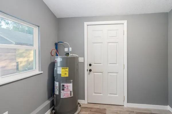 $155,900 | 208 North Madison Avenue, Sedgwick, KS 67135