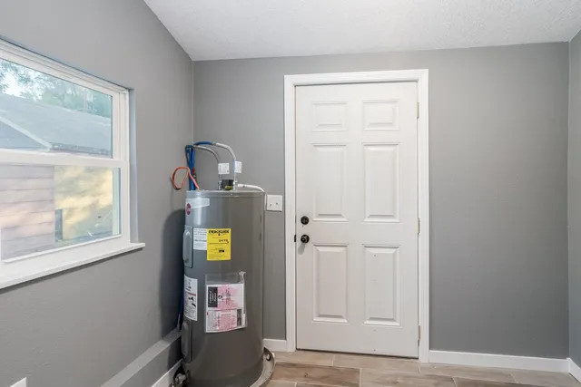 $155,900 | 208 North Madison Avenue, Sedgwick, KS 67135