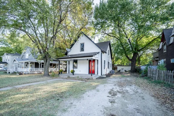 $155,900 | 208 North Madison Avenue, Sedgwick, KS 67135