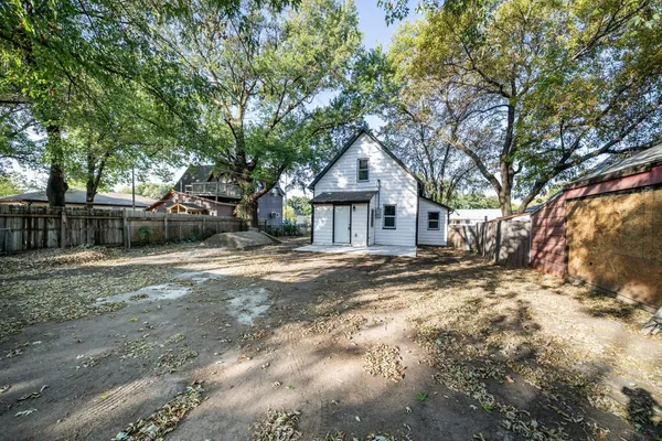 $155,900 | 208 North Madison Avenue, Sedgwick, KS 67135