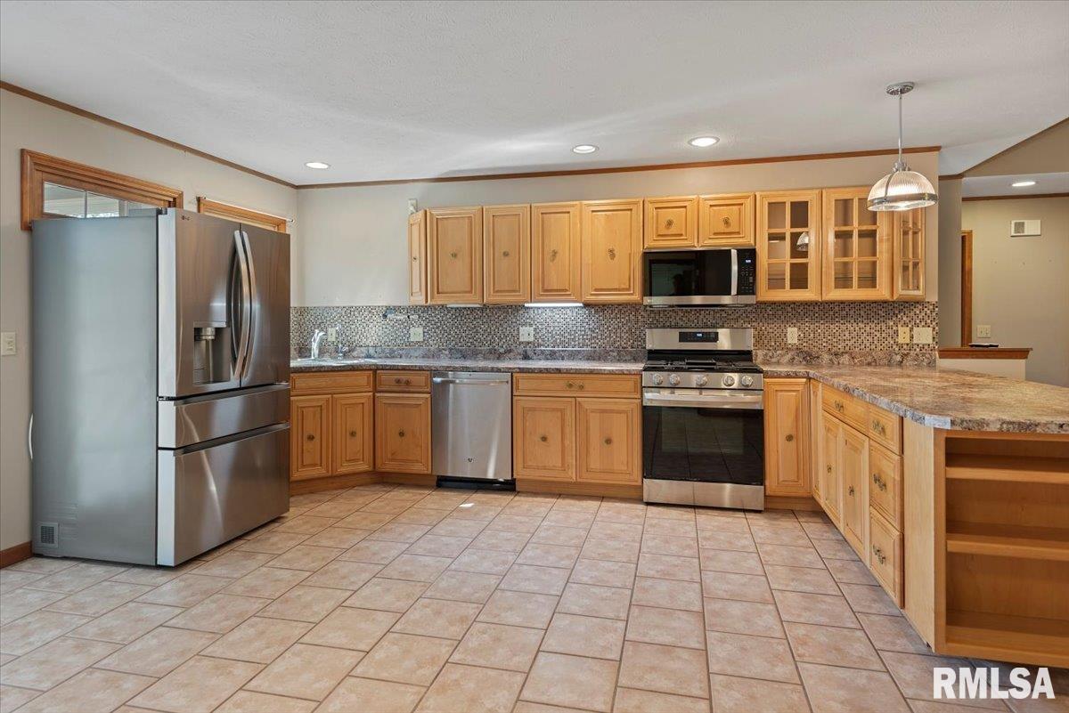5242 Cockrell Lane Springfield, IL 62711 - Photo 12 of 45