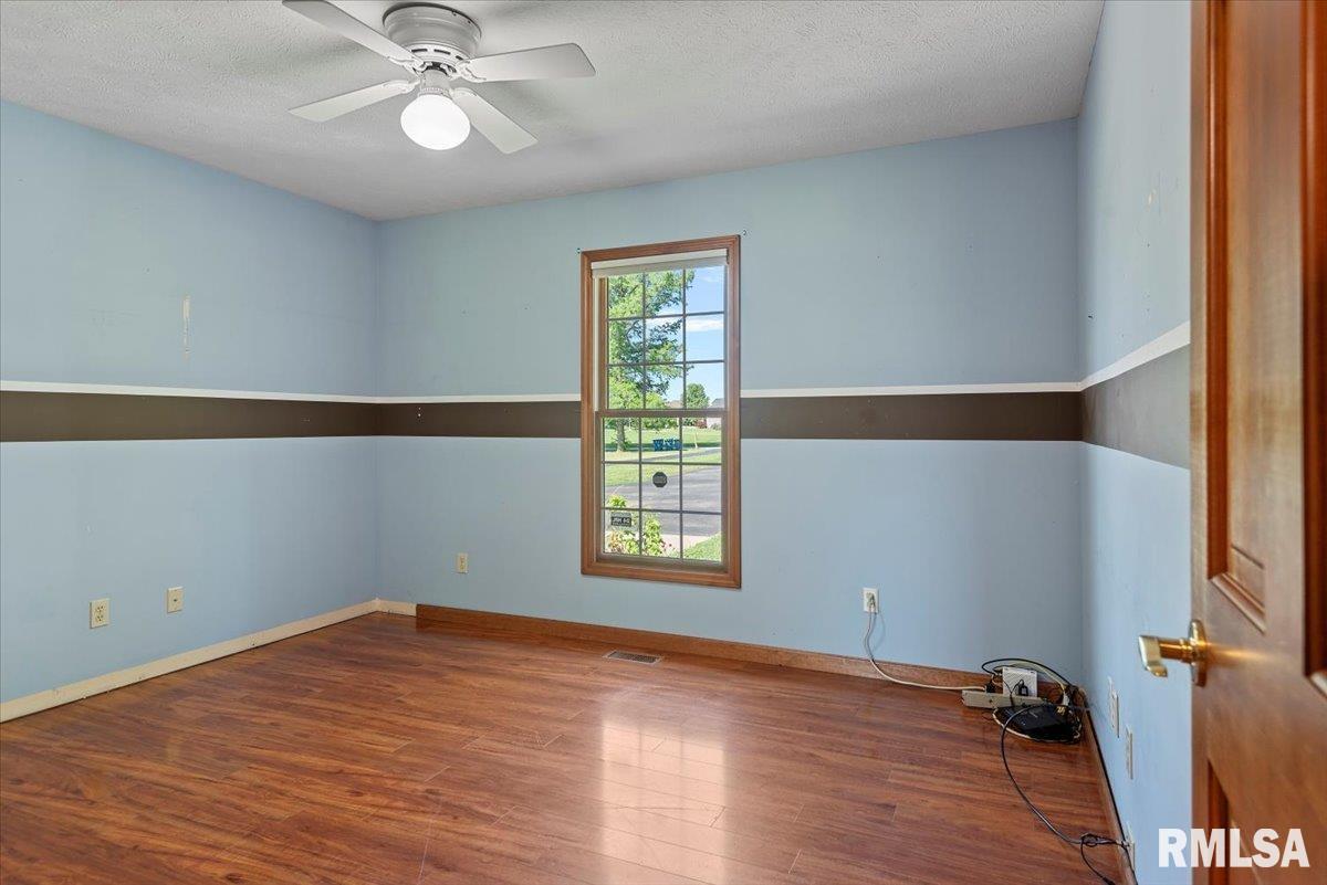 5242 Cockrell Lane Springfield, IL 62711 - Photo 28 of 45