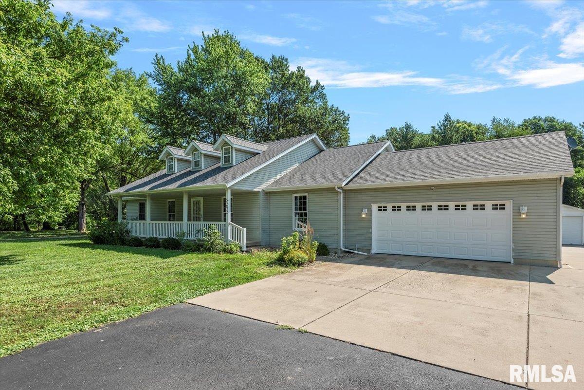 5242 Cockrell Lane Springfield, IL 62711 - Photo 3 of 45