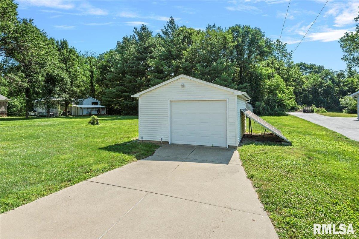 5242 Cockrell Lane Springfield, IL 62711 - Photo 40 of 45