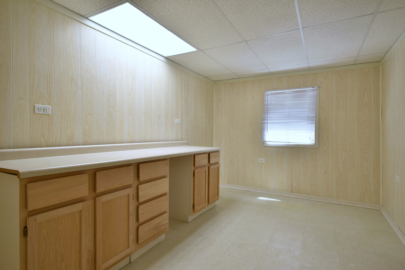 1741 Crofton Drive Algonquin, IL 60102 - Photo 24 of 32