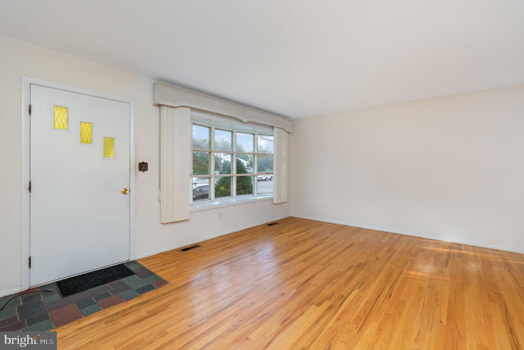 9009 Kilbride Road Nottingham, MD 21236 - Photo 5 of 27