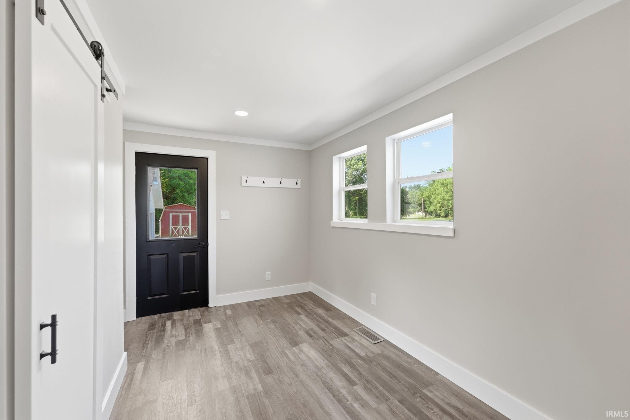 3315 Middle Street Fort Wayne, IN 46802 - Photo 3 of 48