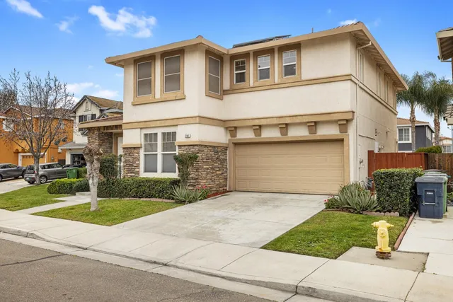 $735,000 | 2141 Iberis Court, Tracy, CA 95376
