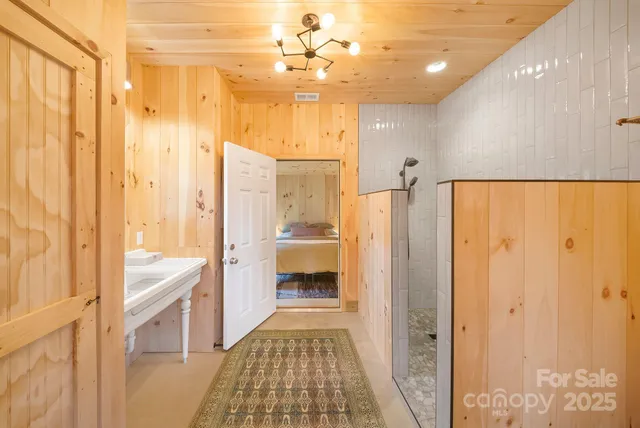 $2,495,000 | 1138 Green Mountain Road, Hendersonville, NC 28792