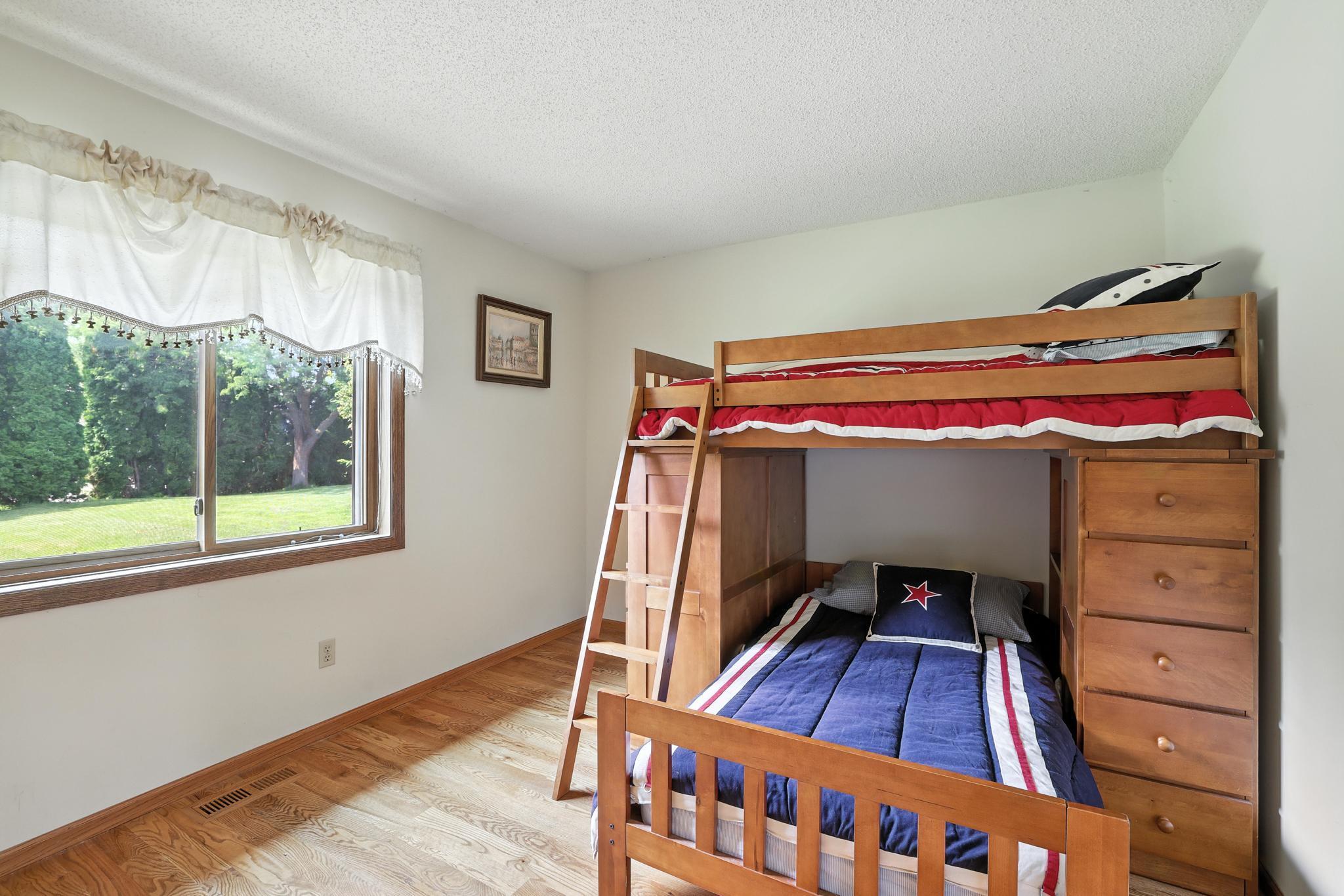 5795 Otter Lake Road St. Paul, MN 55110 - Photo 13 of 59