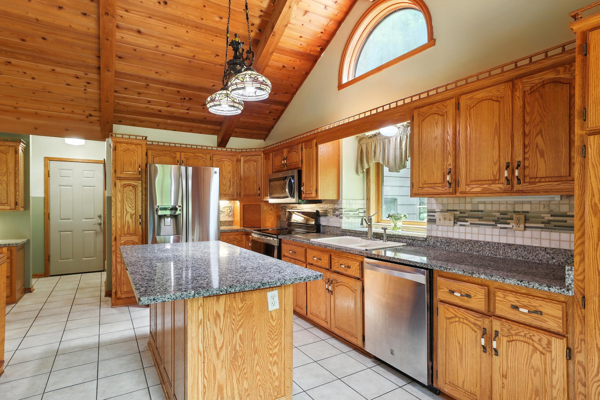 5795 Otter Lake Road St. Paul, MN 55110 - Photo 17 of 59