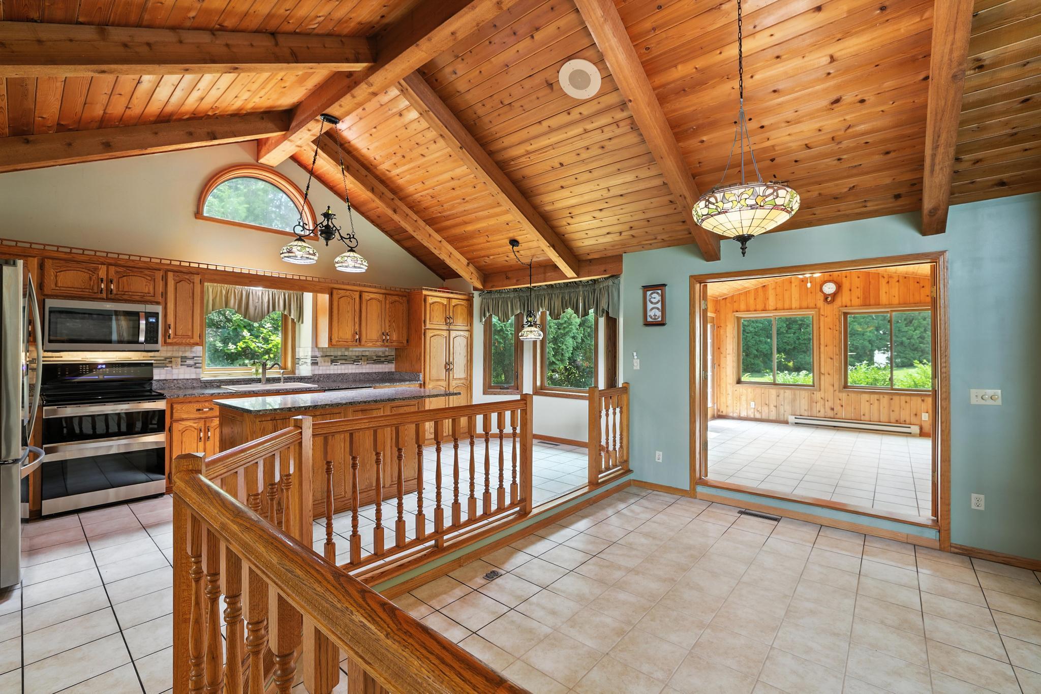 5795 Otter Lake Road St. Paul, MN 55110 - Photo 18 of 59