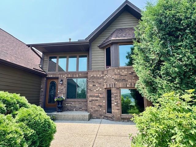 5795 Otter Lake Road St. Paul, MN 55110 - Photo 3 of 59